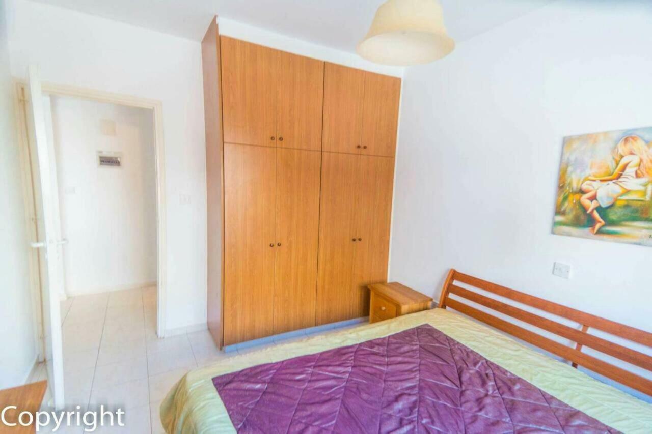 By The Sea Apartment Paphos Exterior photo